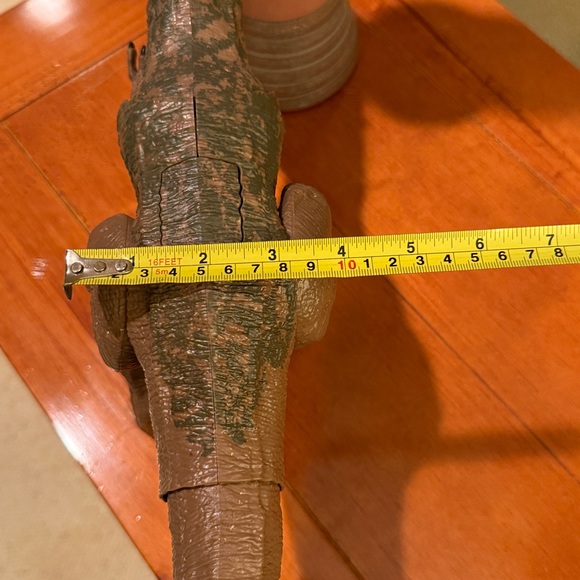 Jurassic World Tyrannosaurus T-Rex Dino Escape Stomp N Escape Action Figure - Picture 14 of 15